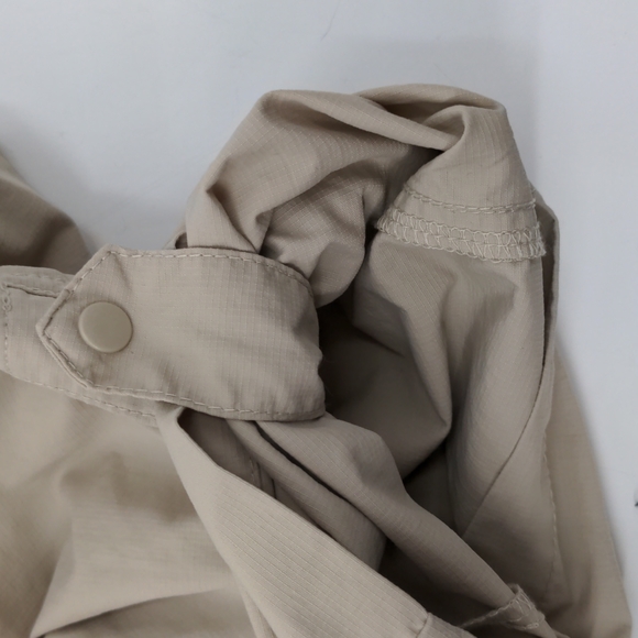 *Sold*COLUMBIA PFG Roll Up Pants - Picture 11 of 11
